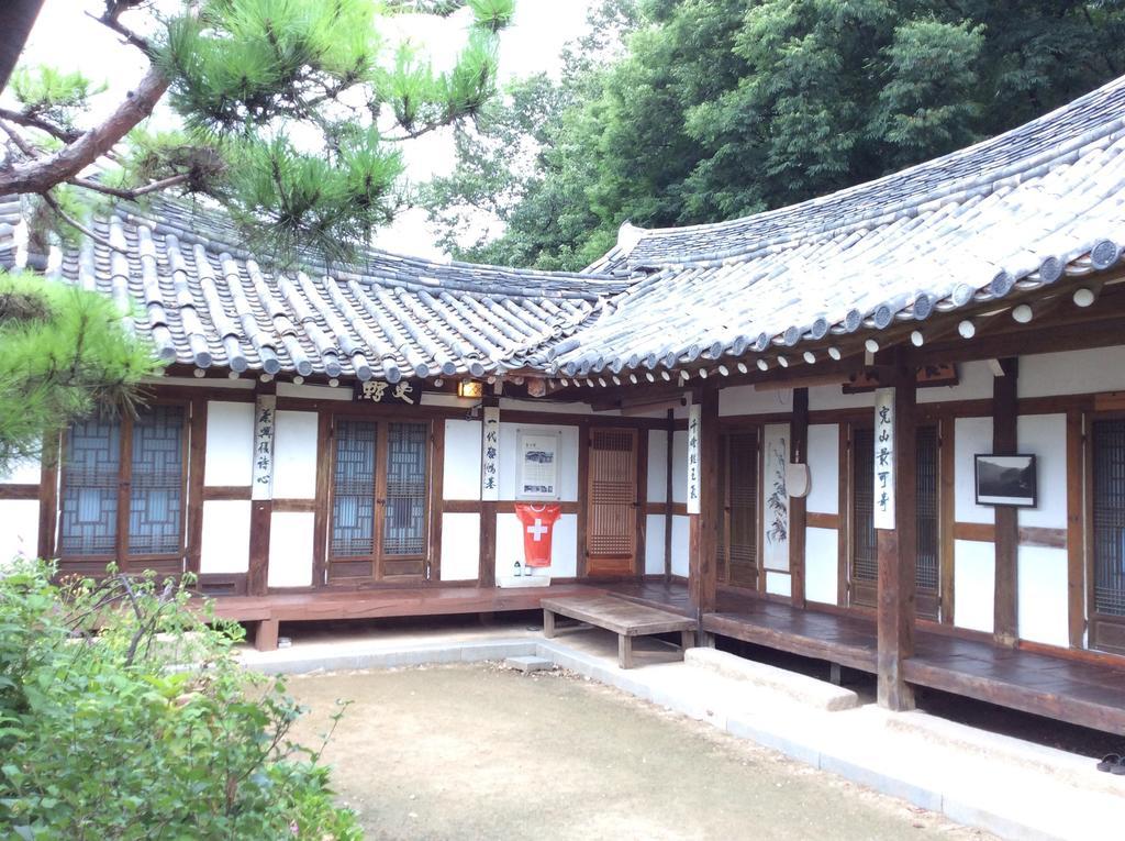 Yangsajae Hotel Jeonju Bagian luar foto